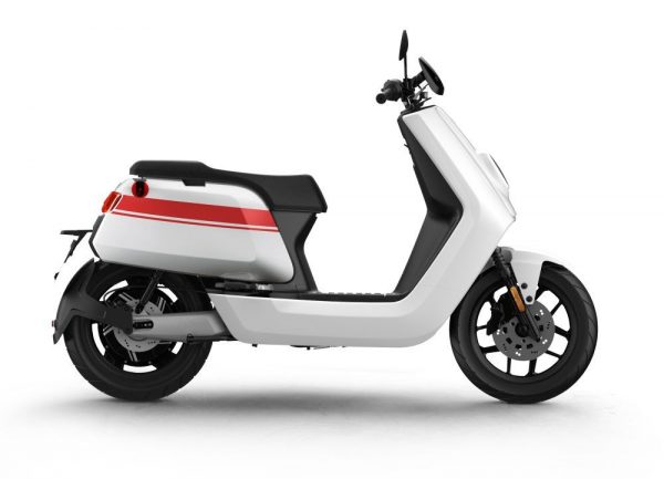 NIU NQi GTs Sport scooter elettrico motociclo L3